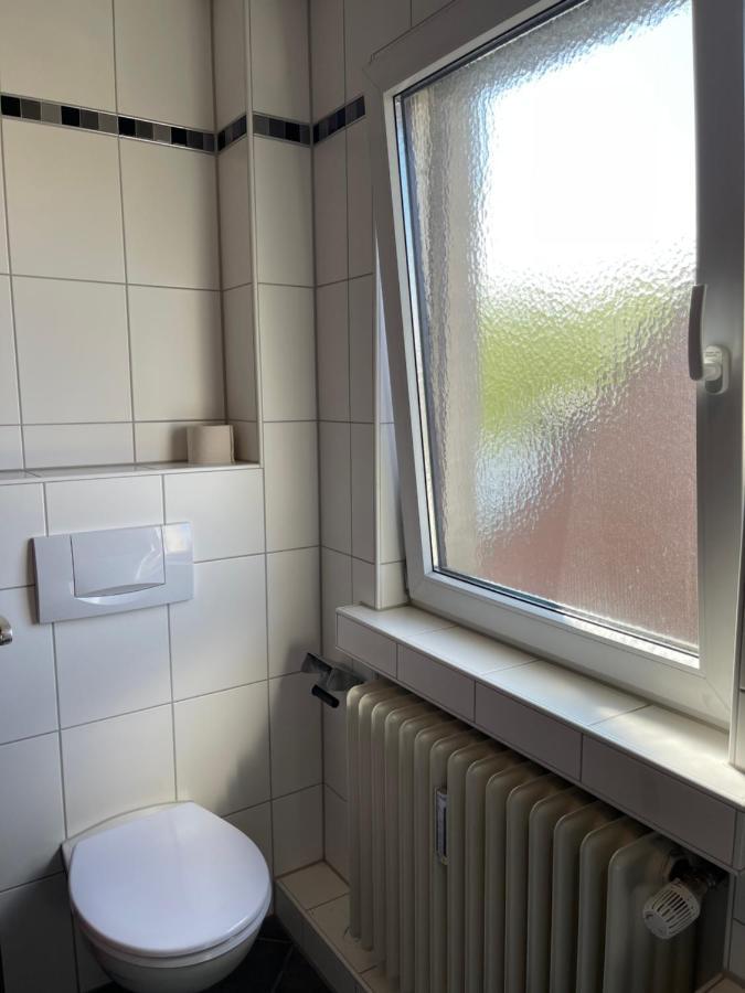 Comfortable Shared Apartment With Private Room In Wesseling Exterior photo